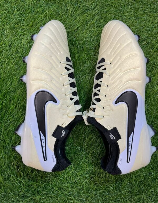 Nike Tiempo Football Boots Man