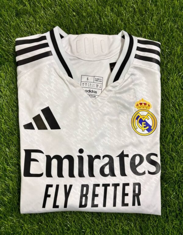 Official Real Madrid Fly Emirates Player Version