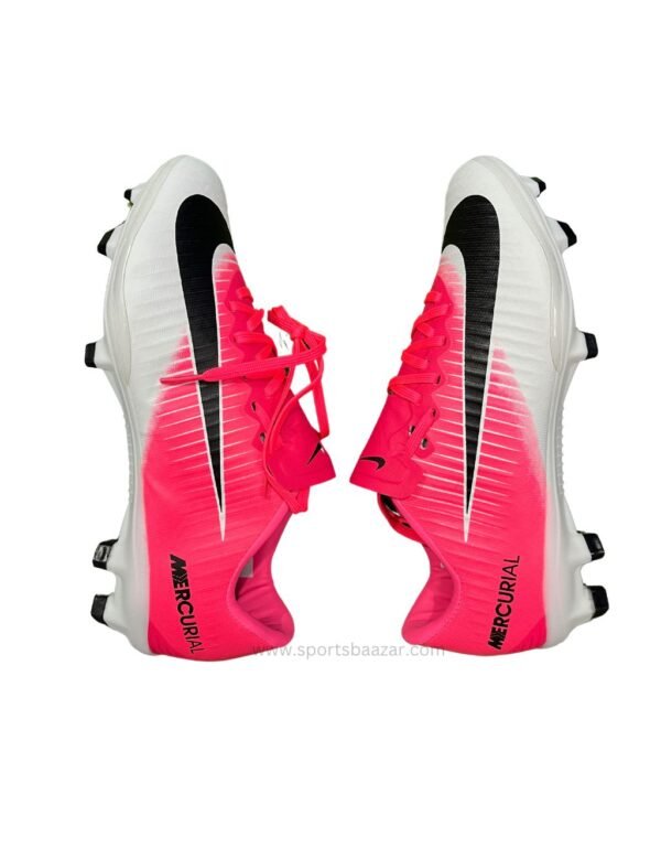 Nike Mercurial Vapor XI SG-Pro Football Boots - Elite Soft Ground Traction