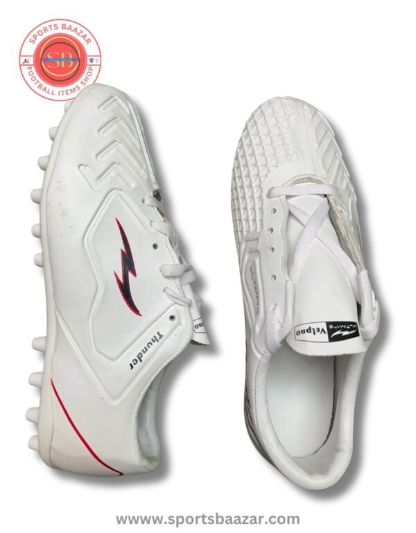 Puks Ultimate White Football Shoes – Durable PU Upper with Lace-Up Closure