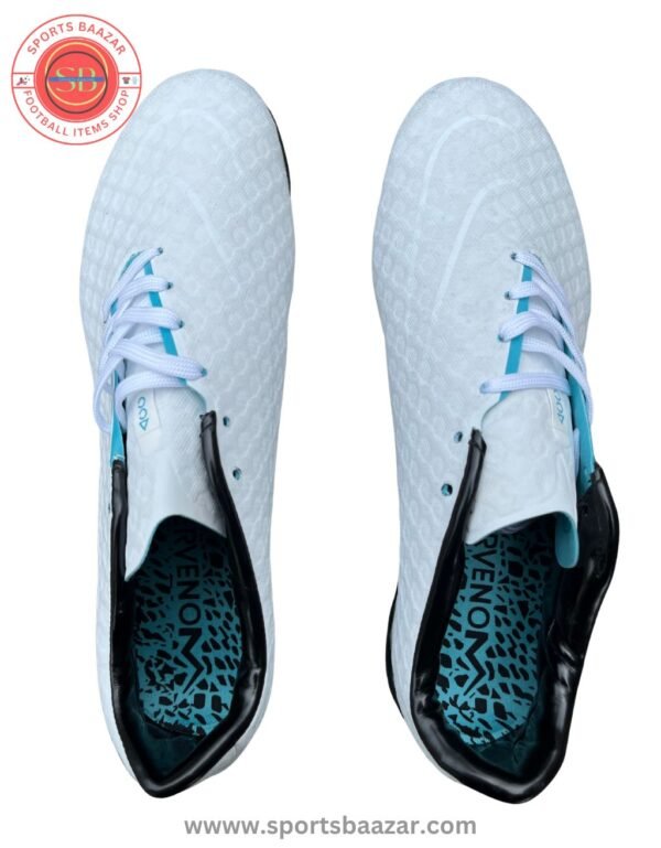Dominate the pitch with the Nike Hypervenom Phantom Hydra FG – Limited Edition cleats featuring a color-shifting Hydra design, Flyknit upper, and firm ground traction for elite performance and unmatched style.