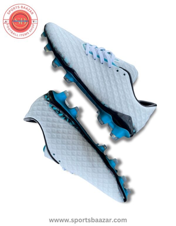 Dominate the pitch with the Nike Hypervenom Phantom Hydra FG – Limited Edition cleats featuring a color-shifting Hydra design, Flyknit upper, and firm ground traction for elite performance and unmatched style.